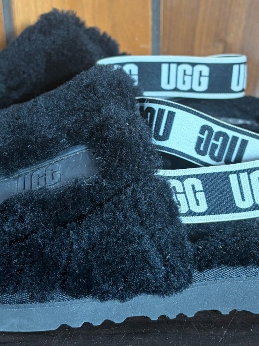 UGG Fluff Yeah Shearling Slingback Slippers Kids Girls Sz 5 Black Open Toe Cute